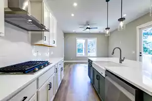 620 Shore Dr N, Charleston, SC 29412 - Photo 14