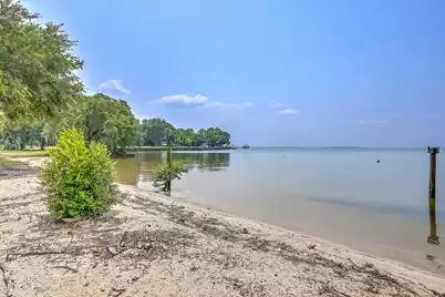200 Hilltop Drive, Bonneau, SC 29431 - Photo 2