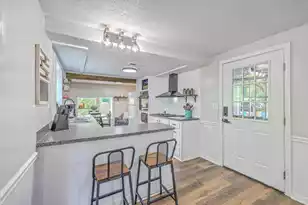 200 Hilltop Dr, Bonneau, SC 29431 - Photo 14