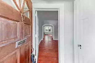 319 Grove St, Charleston, SC 29414 - Photo 2