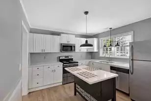 204 Hampton Street S, Summerville, SC 29483 - Photo 10