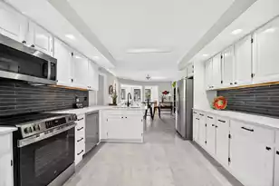 126 Wateree Dr, Santee, SC 29142 - Photo 20