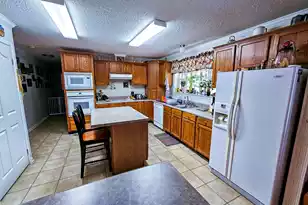 2869 Turkey Cut Rd, Smoaks, SC 29481 - Photo 22