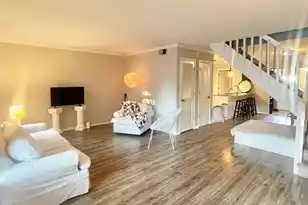 677 Buckhall Ct, Mount Pleasant, SC 29464 - Photo 2