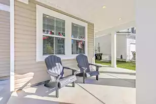 81 Red Blf St, Summerville, SC 29483 - Photo 4