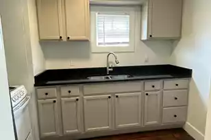 319 Ashley Ave, Charleston, SC 29403 - Photo 20