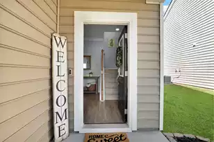 204 Honey Horn Dr, Summerville, SC 29486 - Photo 4