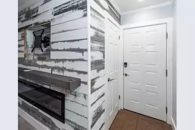 333 Coleman Boulevard W #E, Mount Pleasant, SC 29464 - Photo 4