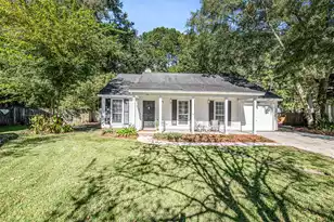 106 Candover Ct, Summerville, SC 29485 - Photo 2