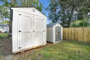 1109 Old Trail Rd, Beaufort, SC 29902 - Photo 18