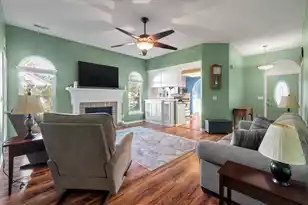 201 Ash Ct, Summerville, SC 29486 - Photo 2
