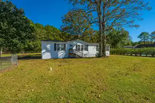142 Mano St, Moncks Corner, SC 29461 - Photo 4