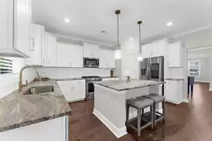 320 Long Pier St, Summerville, SC 29486 - Photo 6