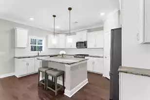 320 Long Pier St, Summerville, SC 29486 - Photo 8