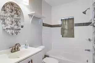 217 Savage St, Walterboro, SC 29488 - Photo 12