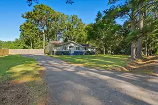 1732 Elm Rd, Charleston, SC 29414 - Photo 2
