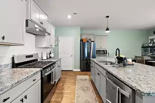 648 Silver Spruce St, Summerville, SC 29486 - Photo 8