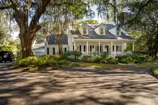 740 Lawton Pl, Charleston, SC 29412 - Photo 4