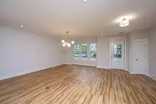 1727 Indy Dr, North Charleston, SC 29405 - Photo 4