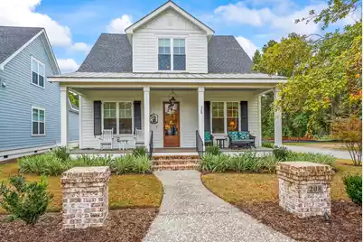 208 Coosaw Point Boulevard, Beaufort, SC 29907 - Photo 1
