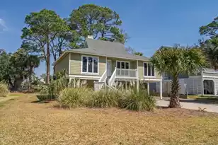 60 Rice Ln, Edisto Beach, SC 29438 - Photo 4