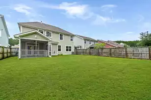 317 Whispering Breeze Ln, Summerville, SC 29486 - Photo 2