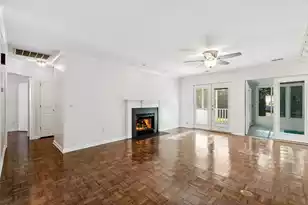 1233 Bridgeport Dr, Mount Pleasant, SC 29466 - Photo 16