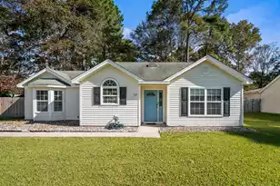 34 Pelican Cir, Beaufort, SC 29906 - Photo 4