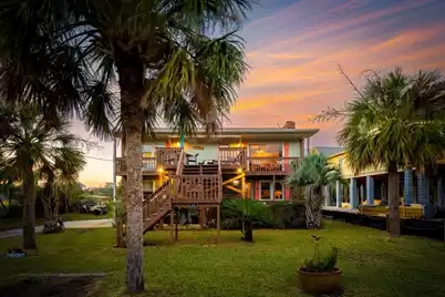 912 Ashley Avenue W, Folly Beach, SC 29439 - Photo 94