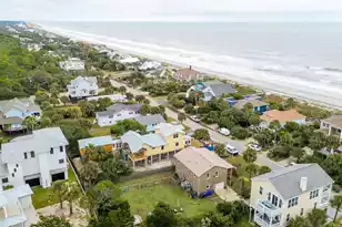 912 Ashley Ave W, Folly Beach, SC 29439 - Photo 88