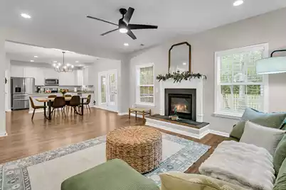 136 Longdale Drive, Summerville, SC 29483 - Photo 2
