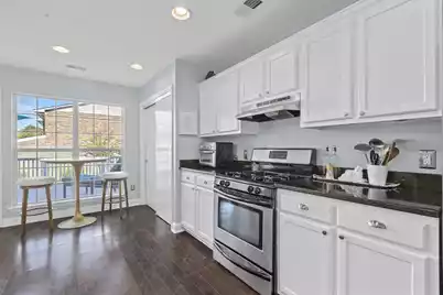 1504 Old Village Drive, Mount Pleasant, SC 29464 - Photo 18