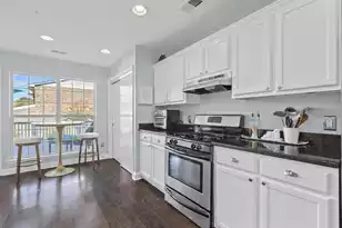 1504 Old Village Dr, Mount Pleasant, SC 29464 - Photo 18