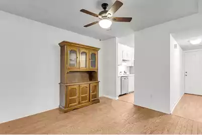 221 Heritage Circle, Mount Pleasant, SC 29464 - Photo 8