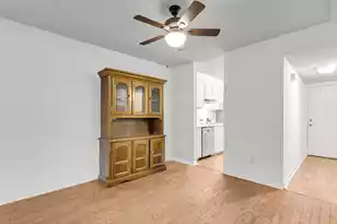 221 Heritage Cir, Mount Pleasant, SC 29464 - Photo 8