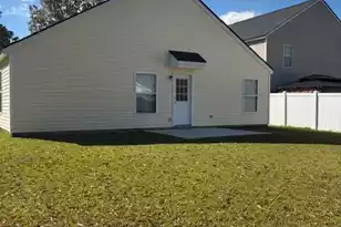 102 Tyron Rd, Summerville, SC 29483 - Photo 2