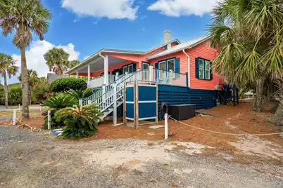 1120 Arctic Avenue E, Folly Beach, SC 29439 - Photo 4