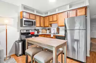 40 Bee St, Charleston, SC 29403 - Photo 2