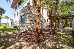 24 Seagrass Ln, Isle Of Palms, SC 29451 - Photo 50