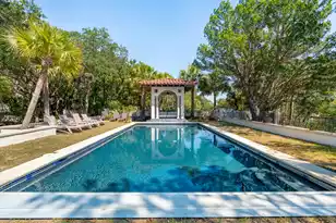 24 Seagrass Ln, Isle Of Palms, SC 29451 - Photo 60