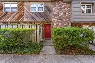 206 St Charles Ct, Charleston, SC 29407 - Photo 2