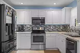 1130 Peninsula Cove Dr, Charleston, SC 29492 - Photo 18