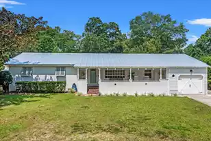 939 Mikell Dr, Charleston, SC 29412 - Photo 2