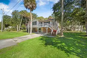 607 Portia St, Edisto Island, SC 29438 - Photo 4