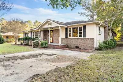 1136 Lakeshore Drive, Orangeburg, SC 29115 - Photo 2