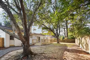 1322 Hampshire Rd, Charleston, SC 29412 - Photo 32