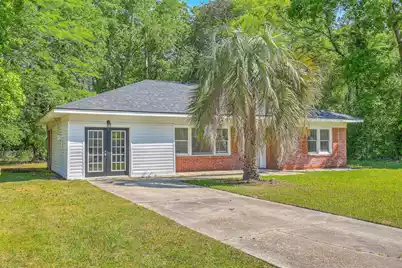 2736 Shadow Lane, North Charleston, SC 29406 - Photo 2