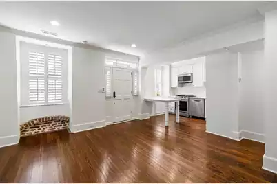 8 Elliott Street, Charleston, SC 29401 - Photo 4