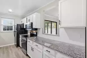 122 Towne Square Rd, Summerville, SC 29485 - Photo 6