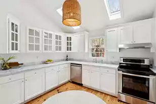 721 Royall Ave, Mount Pleasant, SC 29464 - Photo 16